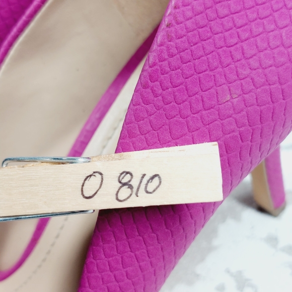 BCBGeneration Magenta BarbieCore Pink Slip On Evening Pump Heels O810 - Picture 14 of 14